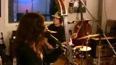 Amy LaVere - "That Beat" (take one) Live at Sun St...