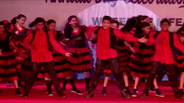 Papa Kehte Hain song choreography || MNR School Annual Day, 2017