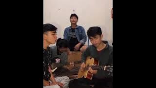 Download lagu Aku Sunggu Masih Sayang Padamu