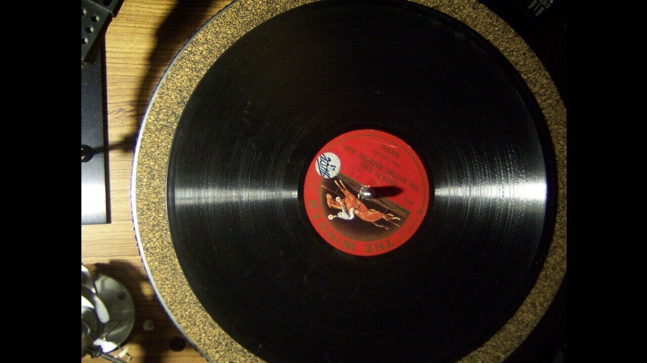 the Elliotts Everything is peaches down in (Winner3296) (1918