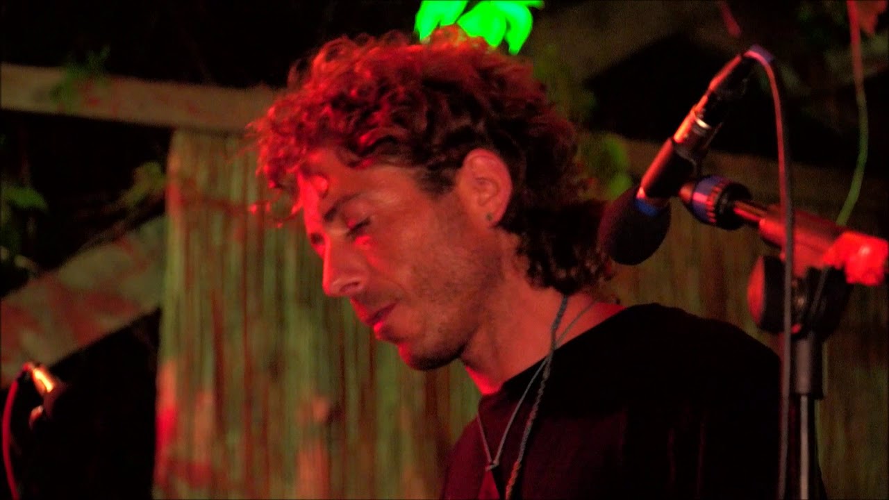 "WHITE BUBBLES" Dani Galfione, Griasdi 2017