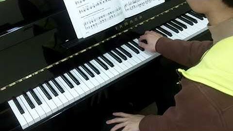 Bastien Piano Basics Level 4 Piano No.24 Augmented Triads Group 3 Keys (Db, Ab, Eb) (P.28)