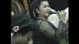 Download Lagu jaipong buah kawung, mamah Dedeh yantika, kharisma group Download Lagu jaipong buah kawung, mamah Dedeh yantika, kharisma group