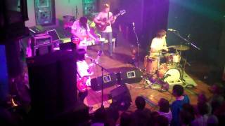 Deerhoof / Live at Altar Bar [part 8] / &quot;Desapareceré&quot; + Hey I﻿ Can&quot; + &quot;Pinhead&quot; [Ramones cover]