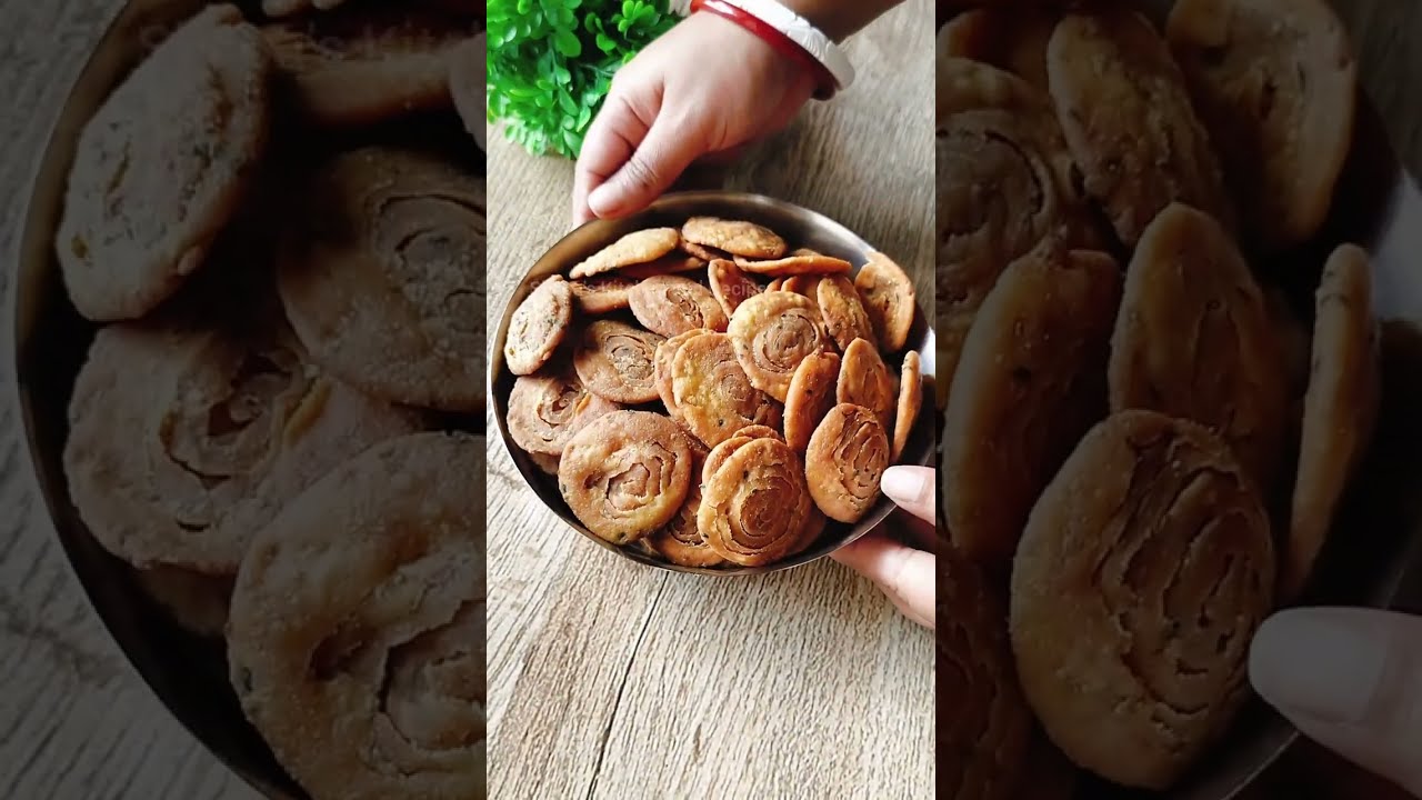  खस्ता कुरकुरी नमकीन मठरी | Moong dal mathri recipe | Tea Time Snack Recipe | Mathri Recipe | 