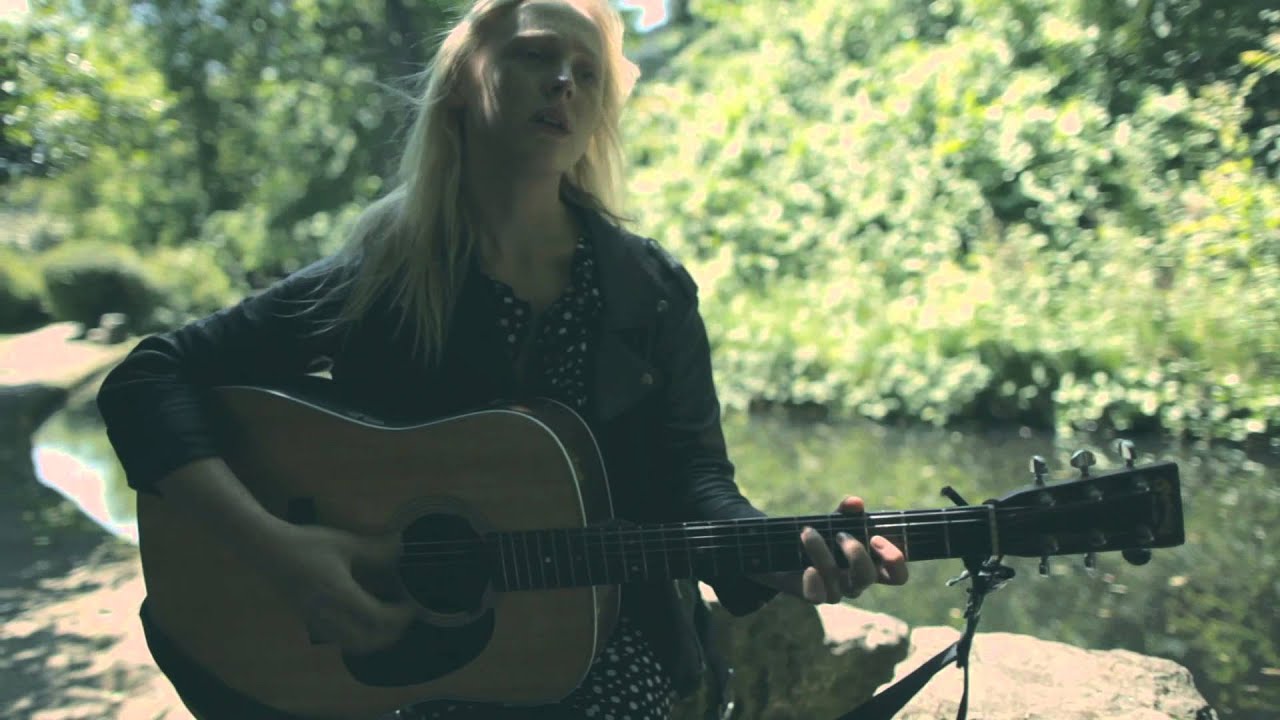 Laura Marling - You Know (WLT hidden track 9) - Laura Marling performing a live acoustic version of the song You Known.  The performance was in London, and the video is an unlisted hidden video track for WLT.