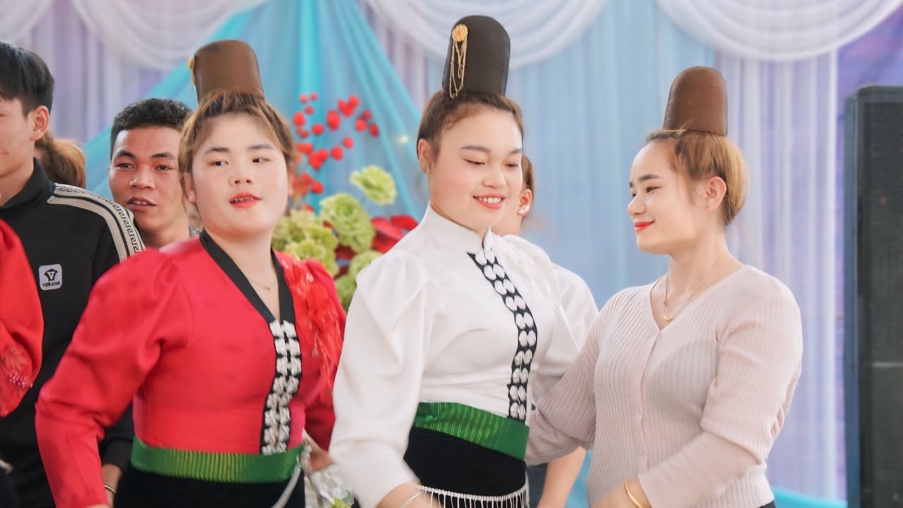 Sàn Nhảy Mừng Tân Gia Chủ Anh Chị “ An Thoại “ Tại Bản Sản - Chiềng Khoang 