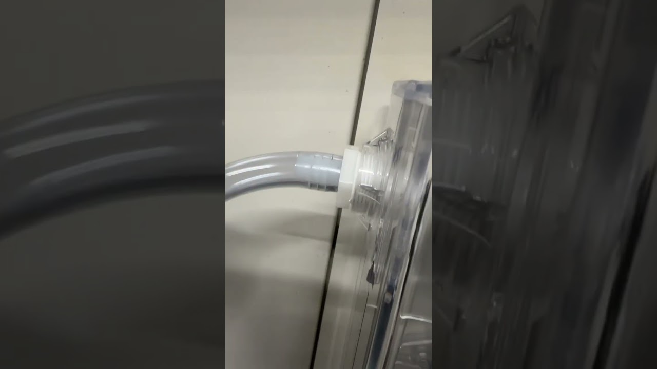 Installation of a NexJen 1500 unit for excessive tramp oil in a Tongtai lathe. 