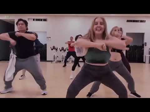 Make it Jump by Salvi P3so Joelii.  Zumba choreo zinIrene.