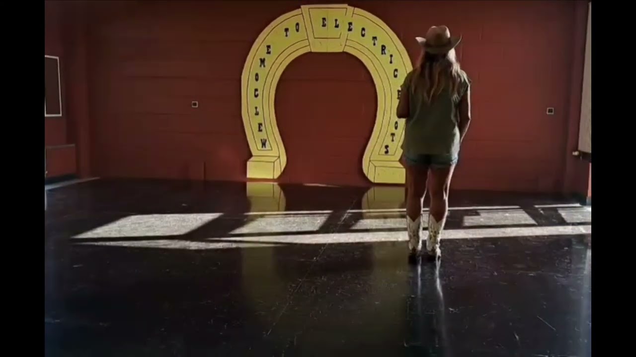 **** SMILE  **** 🌞 /Angèle Vidal  - Steps 👣