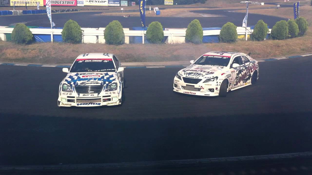 D1 Goodyear team @ Mobara circuit Chiba - showing off