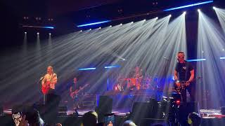 Alter Bridge - Watch Over You(with Wonderful Life intro) @ O2 Arena London 4/3/26