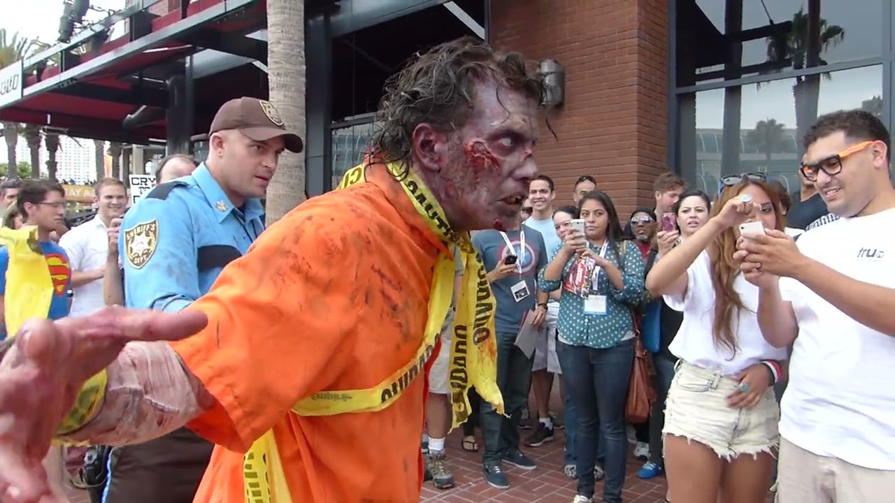 SDCC 2013: Walkers in downtown San Diego. Walking Dead Chop Shop Dot Com Activation | Cosplay