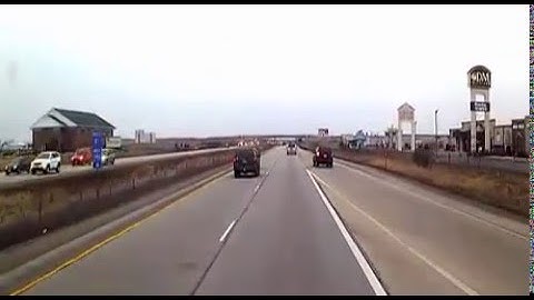 Tailgater gets brake checked and then crashes