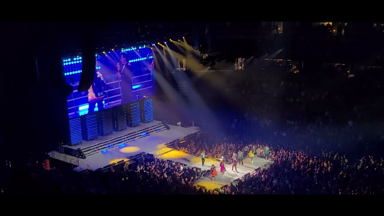 NKOTB, En Vogue, SaltNPepper, Rick Astley Never Gonna Give You Up