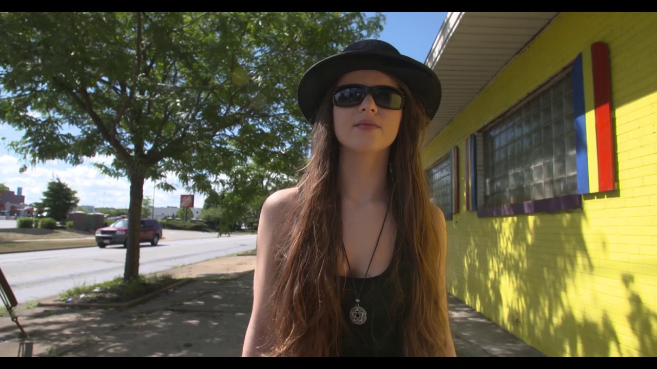 Guarda Key To The Mint - One Version Of The Truth (Official Music Video) su YouTube Guarda Key To The Mint - One Version Of The Truth (Official Music Video) su YouTube