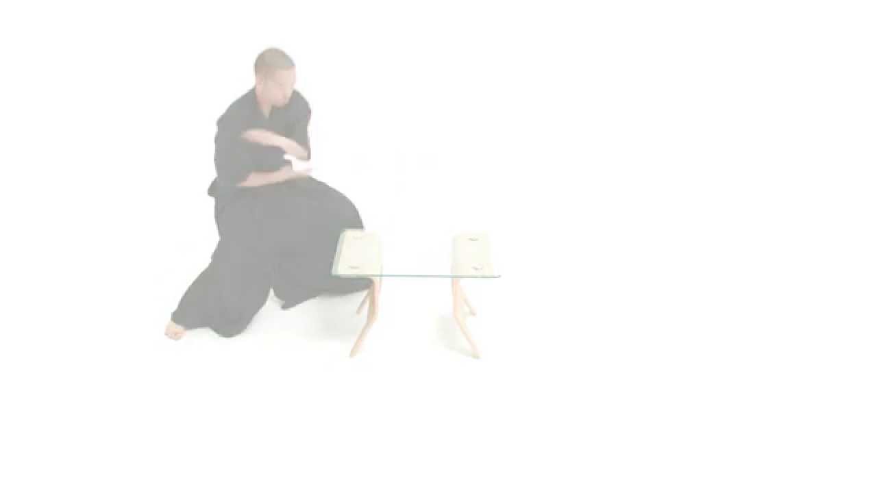 Osaka Table | Lounge22