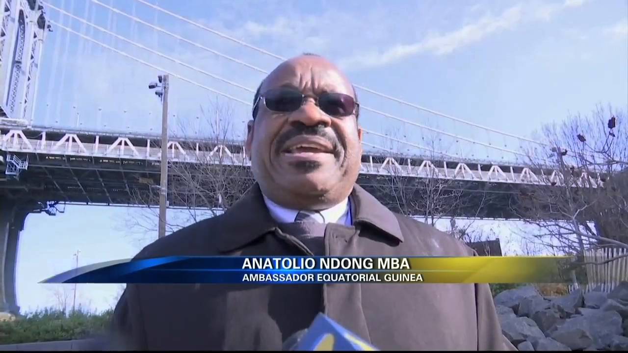 Africa to New York's Brooklyn Bridge by rowboat YouTube