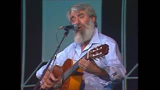 Vignette de la vidéo "McAlpine's Fusiliers - The Dubliners & Ronnie Drew | Festival Folk (1985)"