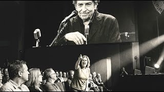 Woman yelled 'play something we know' at Bob Dylan – what he did next trolled 15,000 people