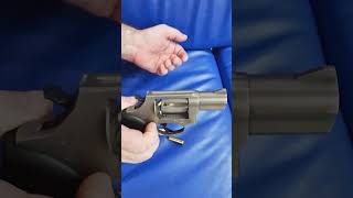 Speed loading a revolver ASMR