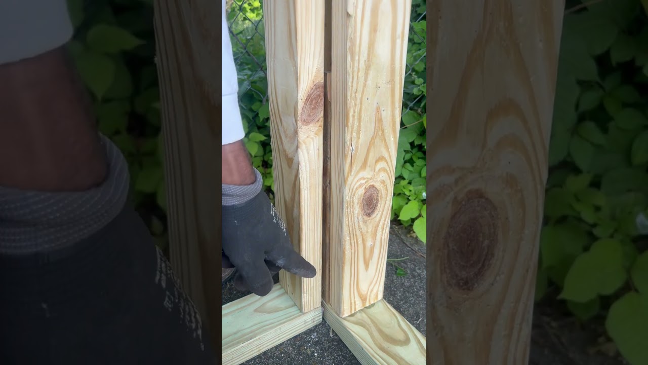 Outside Corners (Part One) 3-Stud Corner #carpentry #carpenter #tips #tricks #shorts