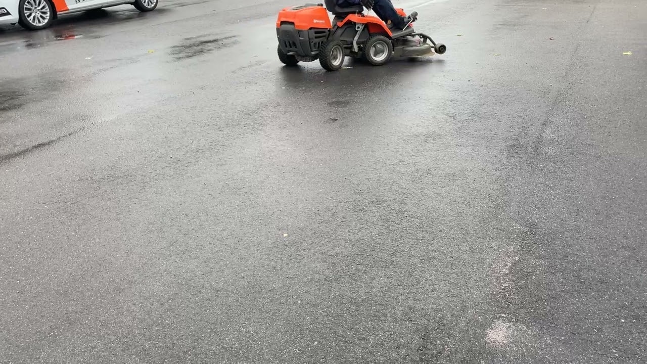 Gräsklippare  Husqvarna R112C