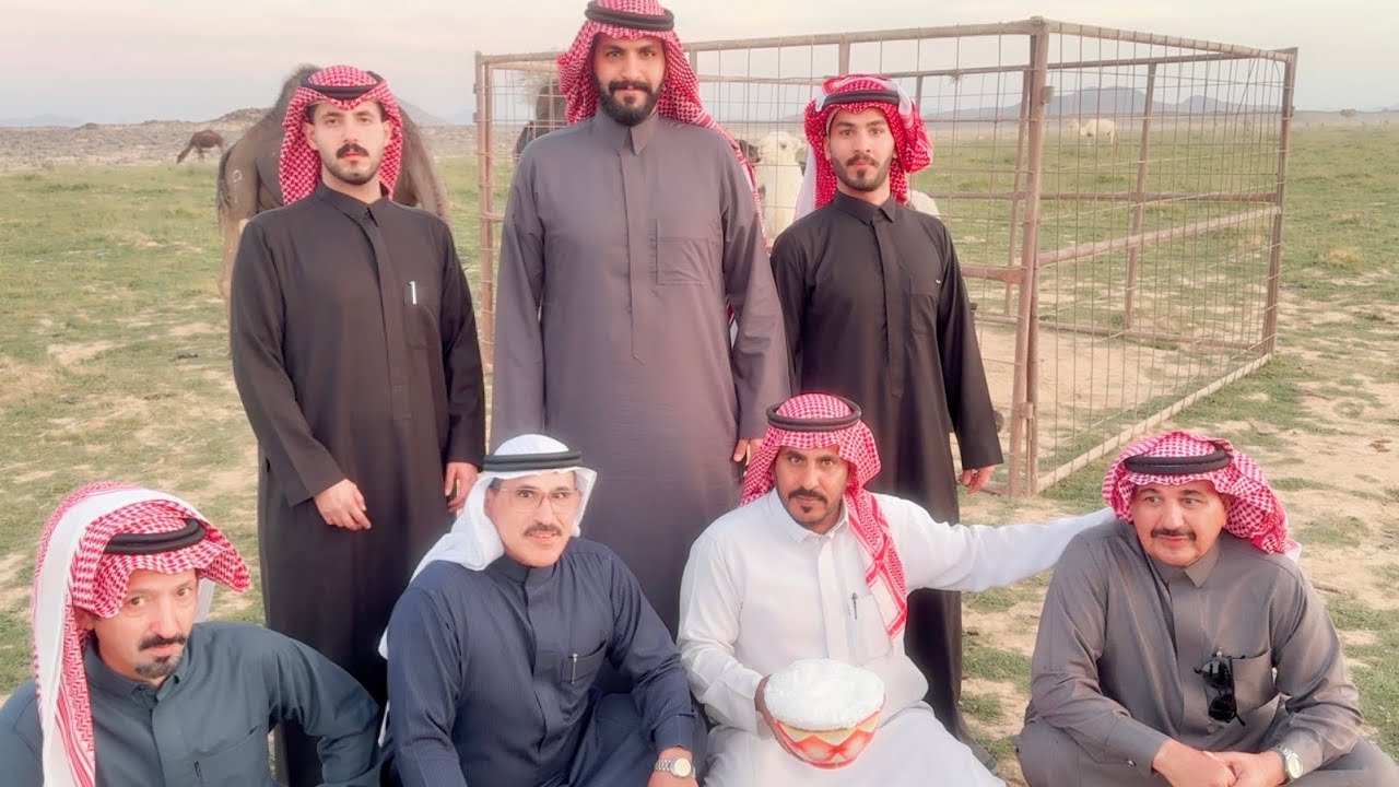 ابن #هون طلال عبدالله يقيم مأدبه عشاء على شرف راعيى قرية ام #العمر محمد عبدالله بن #عمير والظيوف 