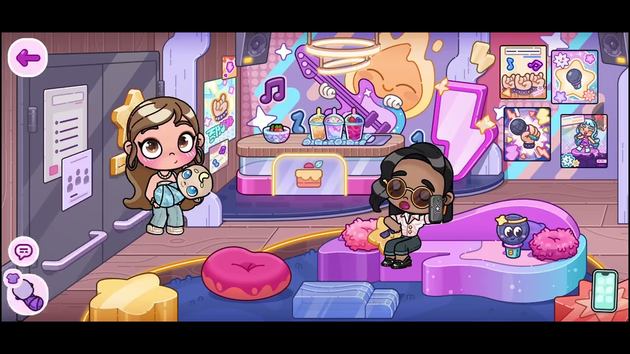 משחקת עם אחותי פזו😄😄