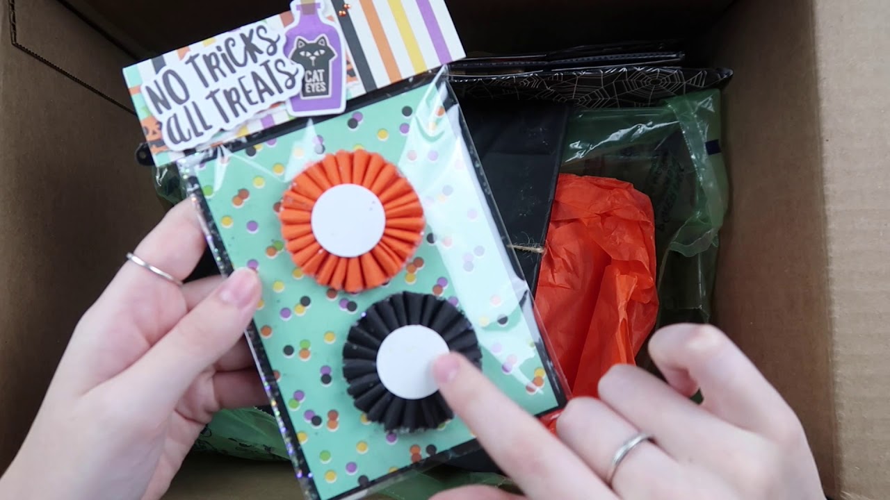 Happy Mail Unboxing! // Halloween Swap with Jana! diya tailors