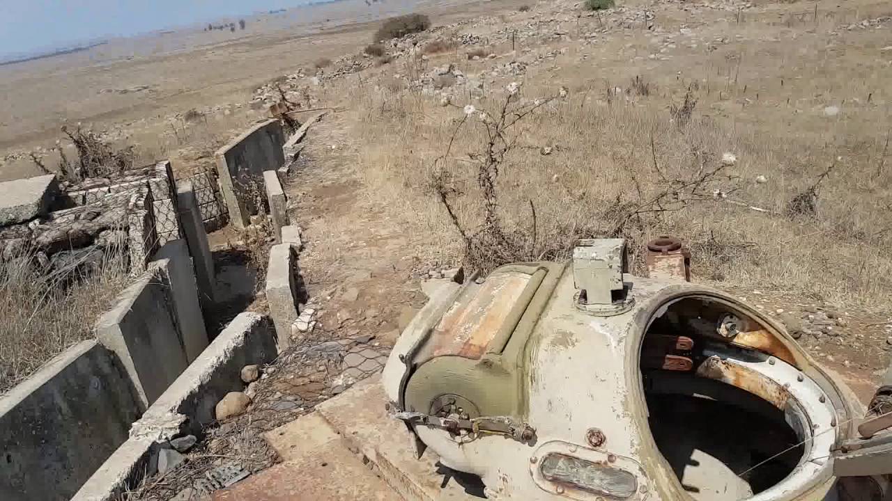 Путешествие по Израилю. Голанские высоты. Военные траншеи и бункер. - YouTube