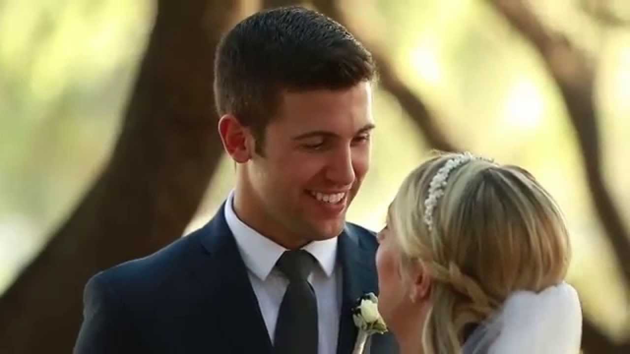 Sweet Wedding Vows That Ll Make You Want To Happy Cry Not Ugly