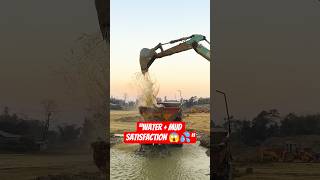 Satisfying JCB Water &amp; Mud Loading in Tractor Trolley 😱💦 #shorts #jcbexcavator #jcbtractor