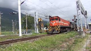 7602次貨物列車通過德高路段