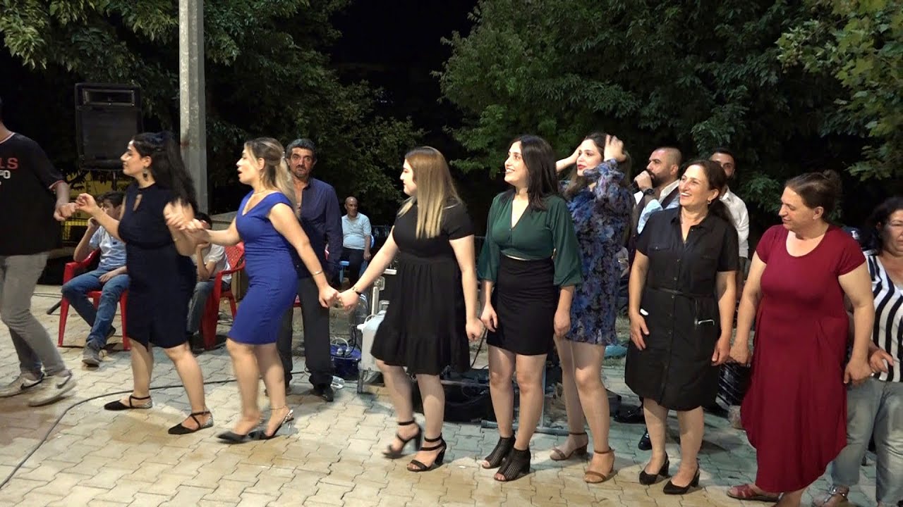 GRUP AKINCI GÜLCAN İLE TOLUNAY KINA  PART1 KONUK SANATÇI ÖKKEŞ AVLIK BEYZA KAMERA 05417711837