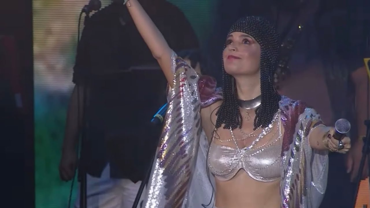 Agora Só Falta Você - Emanuelle Araújo (Orquestra Imperial canta Rita Lee no Doce Maravilha)