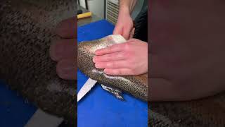 How to Debone a Fish CHEF SKILLS #shorts #chef