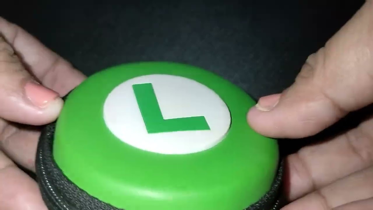 Que hay en mi bolsa de Hello Kitty