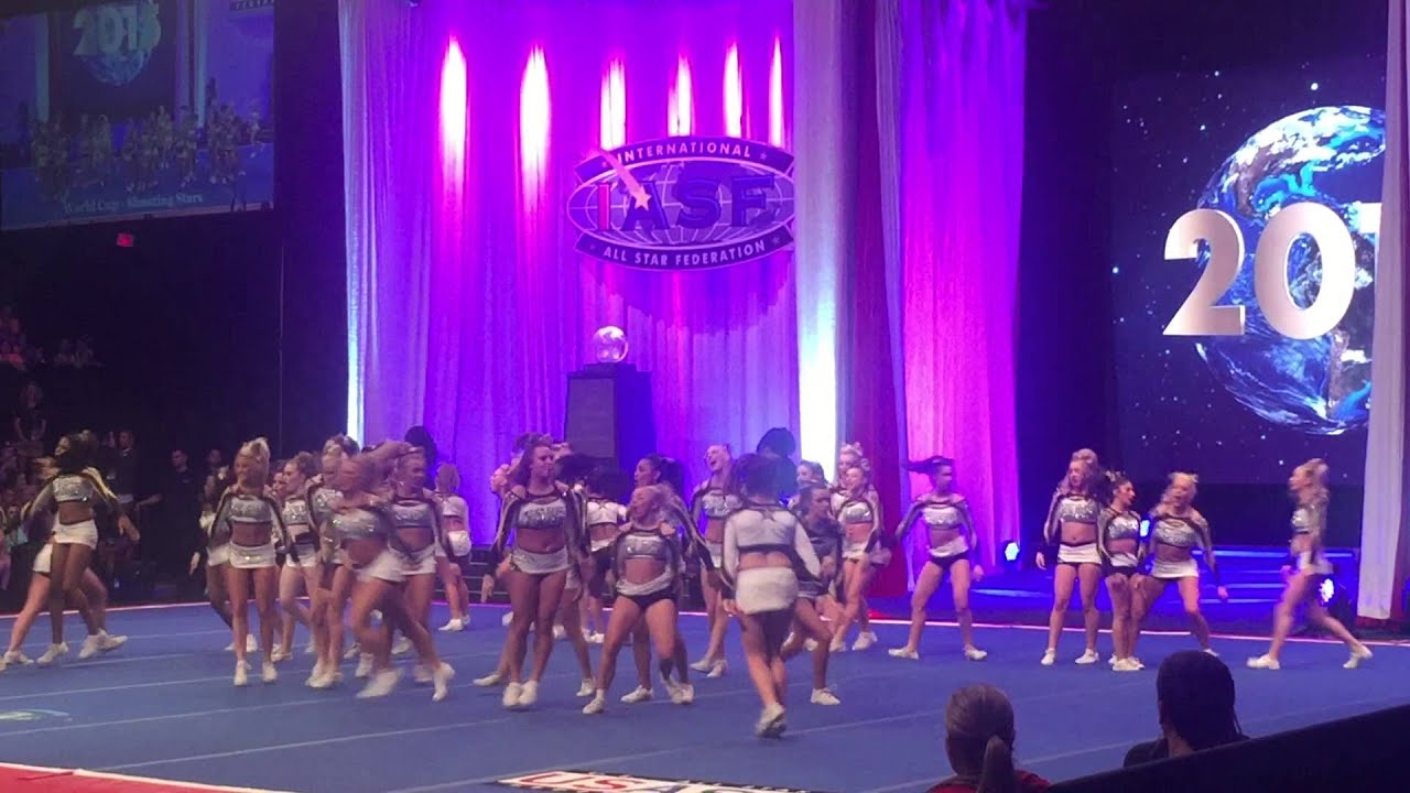 World Cup shooting stars! Worlds 2015 day 1