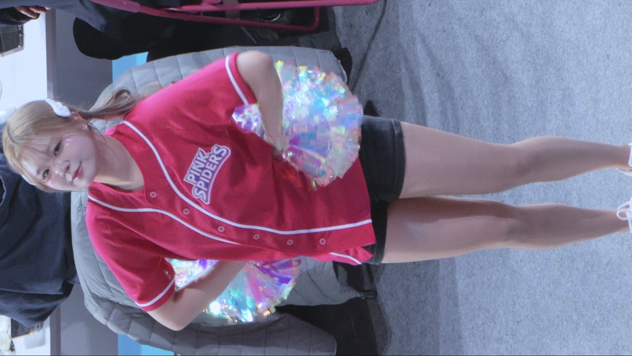 이하슬 치어리더 251231 직캠4 응원 여자배구 흥국생명 (Lee Haseul Cheerleader 251231 Fancam4 Cheering Heungkuk)