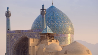 Iranian apps removed from Apple App Store