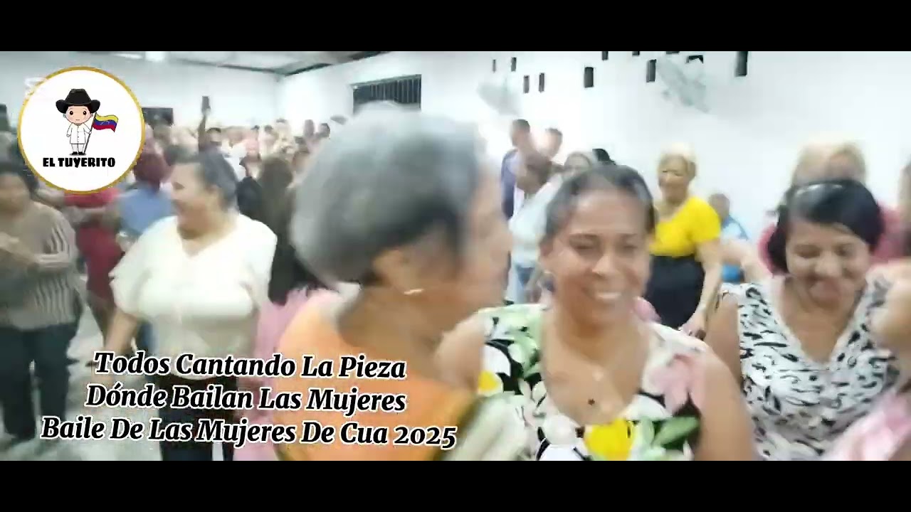 Todos Cantando La Pieza De Las Mujeres En El Baile De Las Mujeres De Cu Año 2025