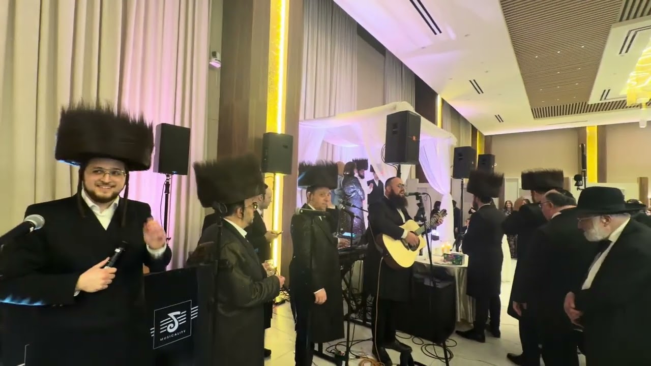 Beautiful emotional chuppa sruly green & david Fader & lipa schmeltzer @ Yossi Sthindig