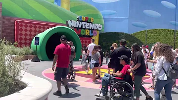 Universal Studios Hollywood Super Nintendo World Entrance Loop