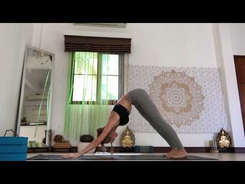 Хатха йога с использованием блоков. Хатха йога с использованием блоков.