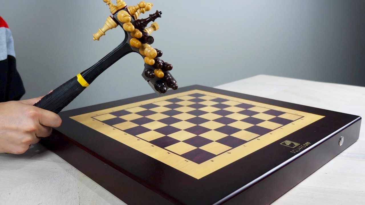 Square Off - A Chess Board with a Tech Twist 