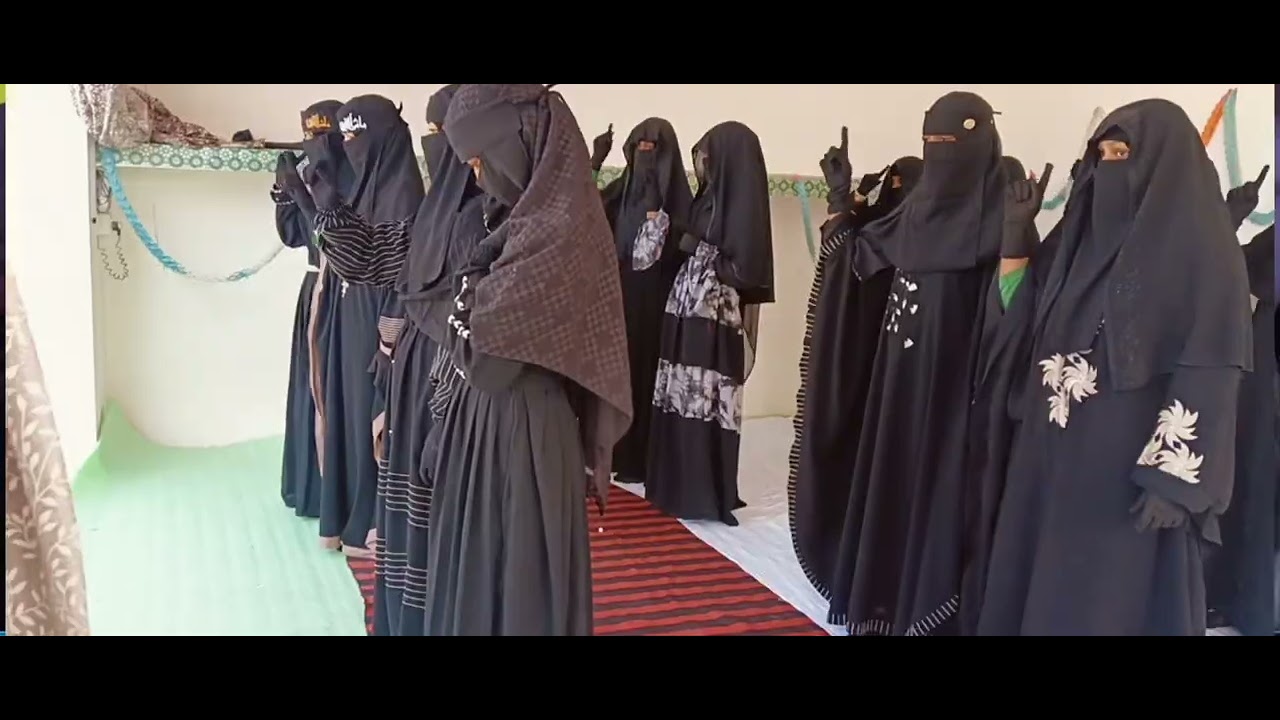 💓💓💓  me qaum ki beti hun me parda karti hun madrasa qamrul uloom surjan nagar 