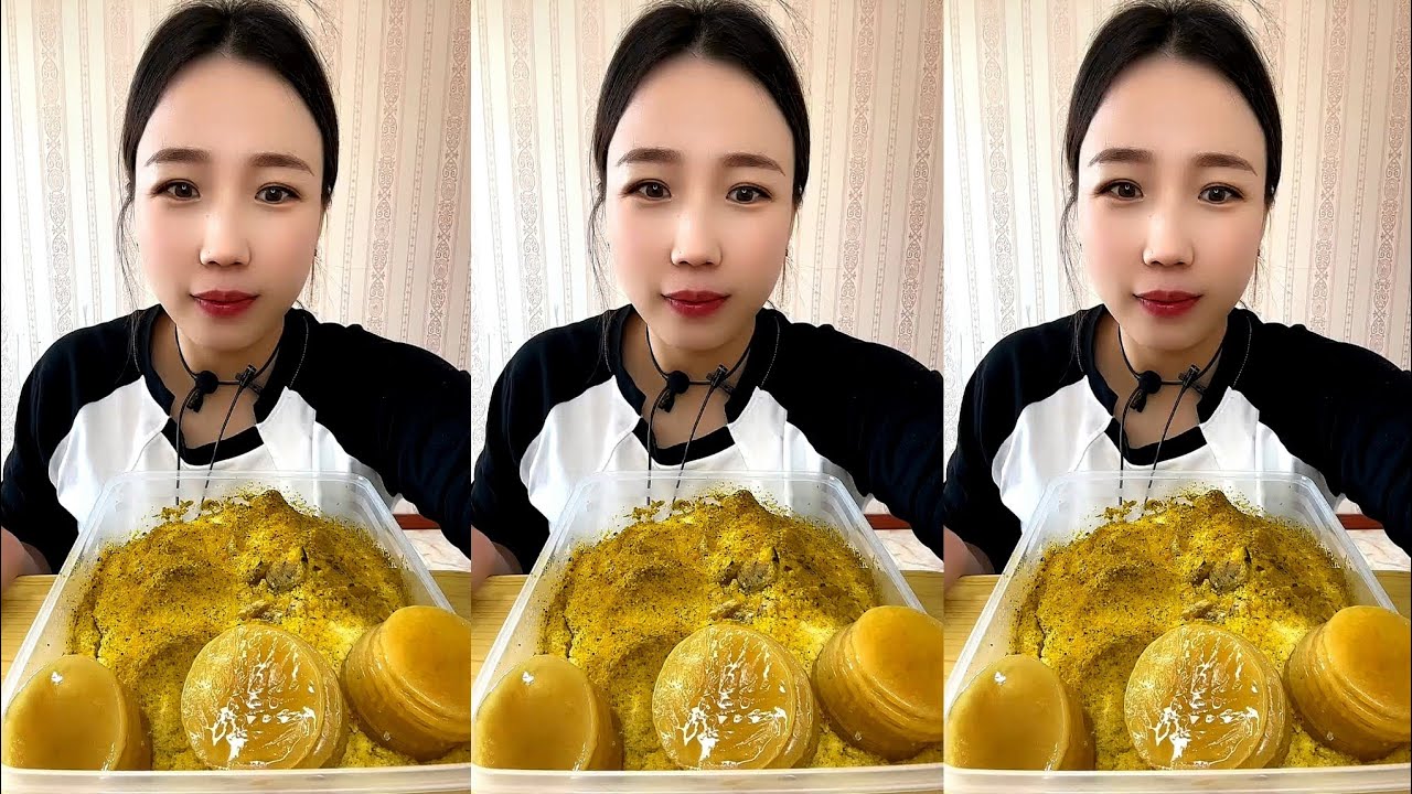 ASMR SHAVED ICE EATING QIAN