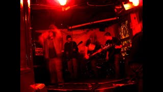 Bad Boat - I Shouldn't Be Here (live 2004)