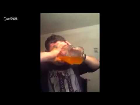 ასე სვამენ კახეთში მეგობრების სადღ  სადღეგრძელოს